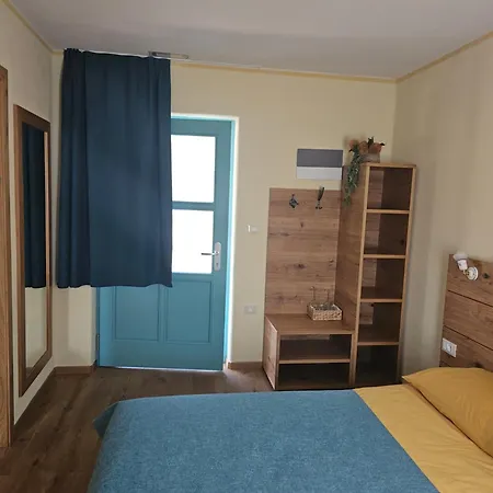 Kamp Brda And *