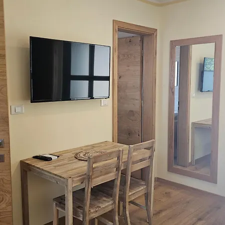 Kamp Brda And 营地