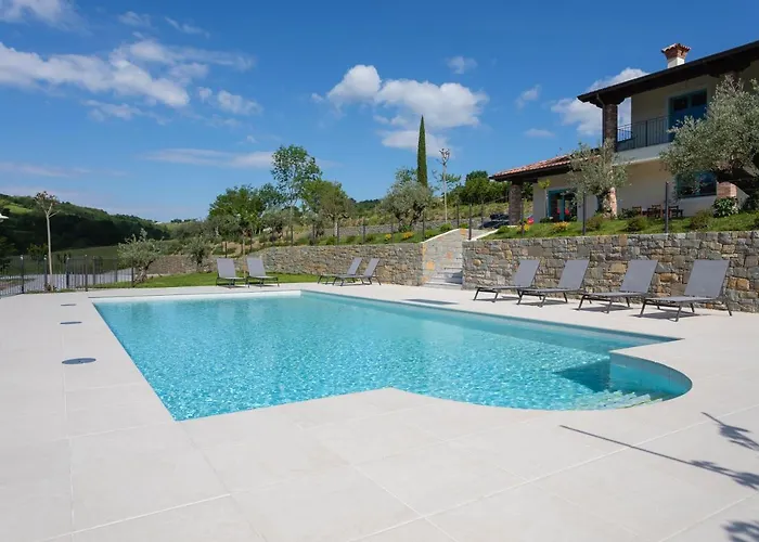 Kamp Brda And Κάμπινγκ *